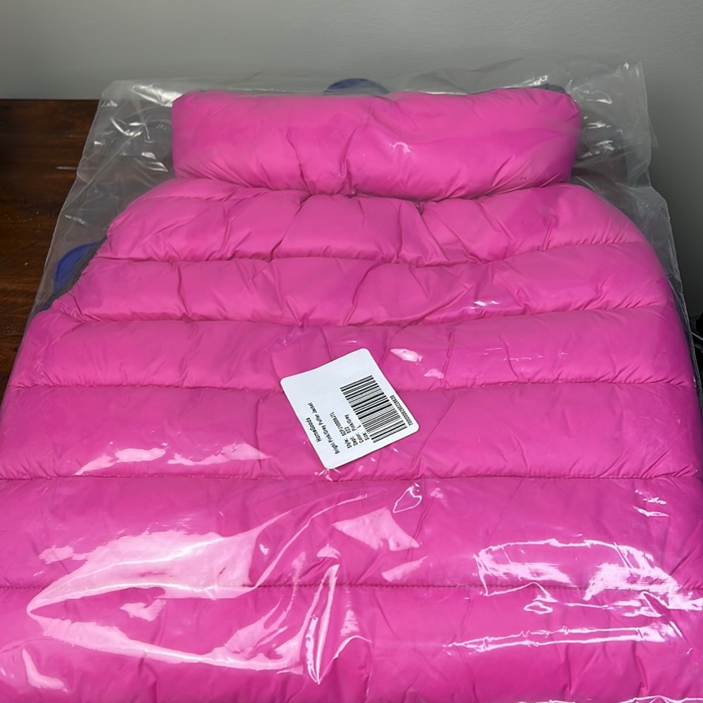 Sydney & Co Reversible Pet Puffer Jacket - Picture 8 of 9